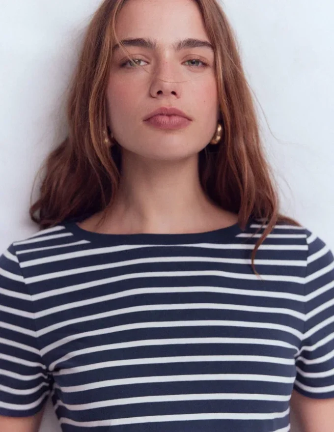 Olivia Short Sleeve Breton Navy, Ivory Olivia Short Sleeve Breton Navy, Ivory