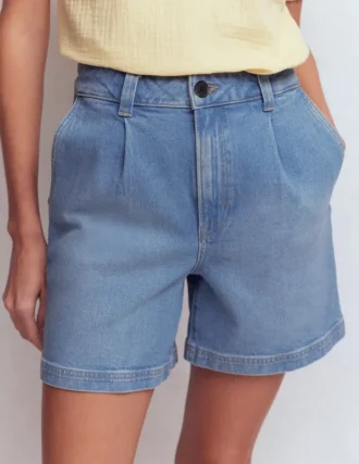 Pleat Front Denim Shorts Light Vintage