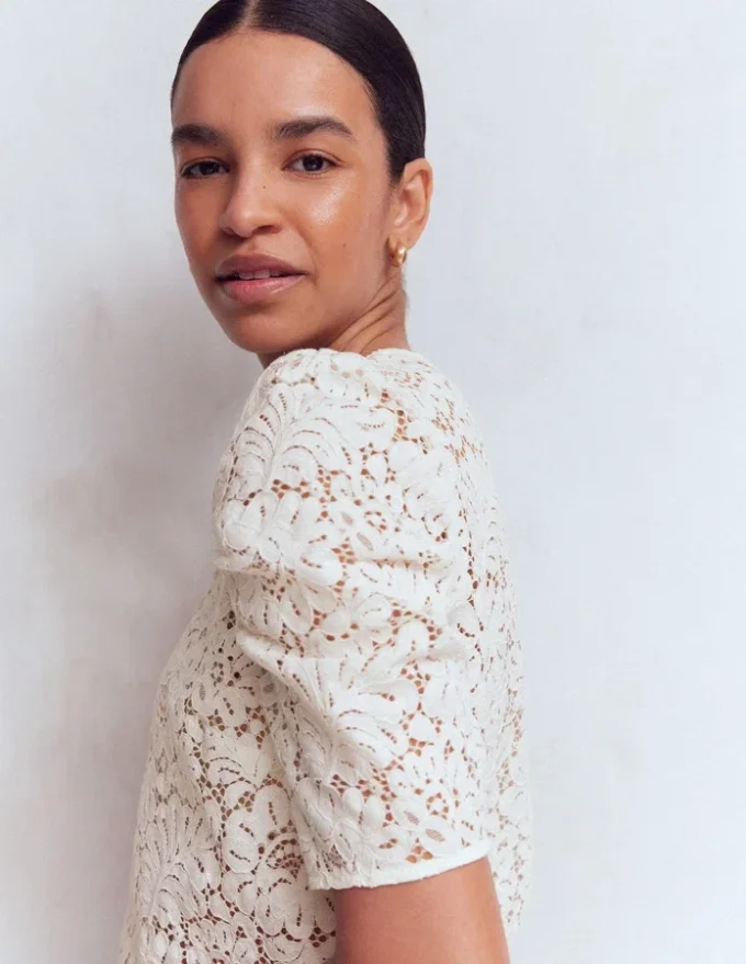Pleat Sleeve Lace T-shirt Ivory Pleat Sleeve Lace T-shirt Ivory