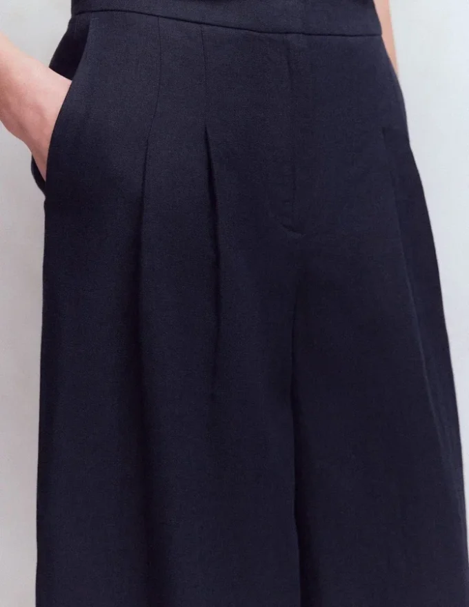 Pleated Linen Culotte Navy Pleated Linen Culotte Navy