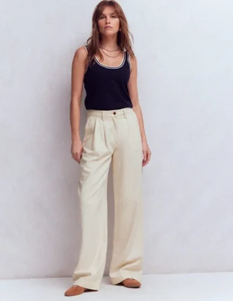 Pleated Wide Leg Jeans Ecru