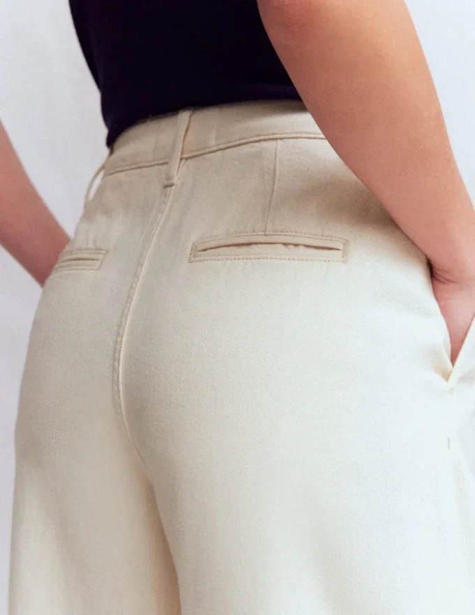 Pleated Wide Leg Jeans Ecru Pleated Wide Leg Jeans Ecru