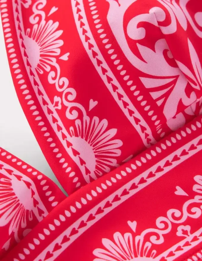 Porto V-neck Bikini Top Red, Ornamental Garden