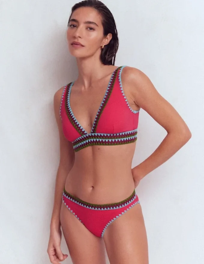 Porto V-neck Bikini Top Rosy, Embroidery Porto V-neck Bikini Top Rosy, Embroidery