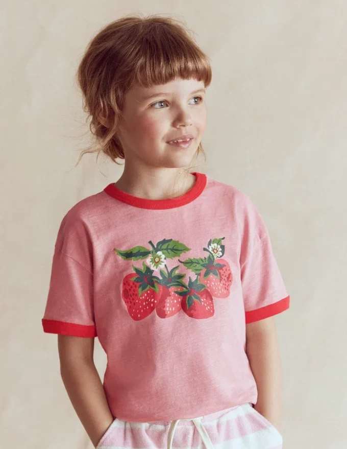 Printed Ringer T-shirt Vintage Pink Strawberries Printed Ringer T-shirt Vintage Pink Strawberries