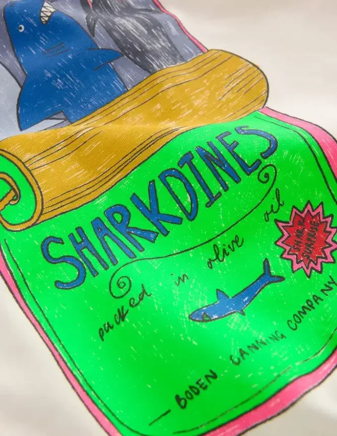 Relaxed Graphic T-shirt Parchament Sardine Can