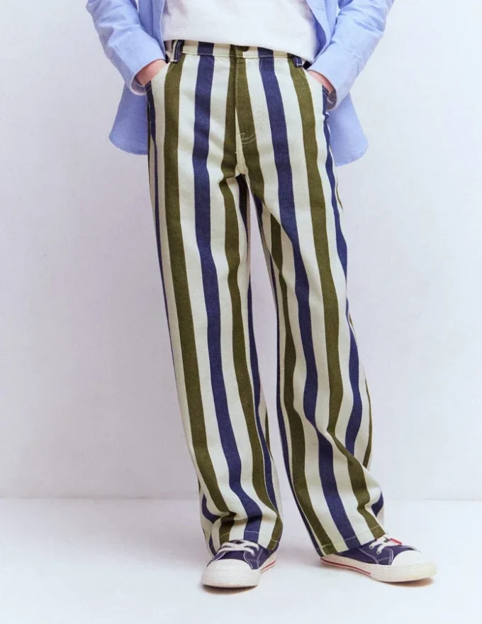 Relaxed Straight Jeans Surf the Web and Winter Moss Relaxed Straight Jeans Surf the Web and Winter Moss