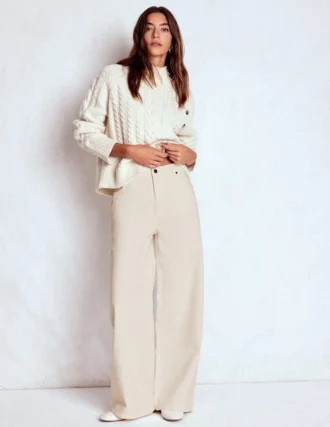 Relaxed Wide Leg Jeans Ecru