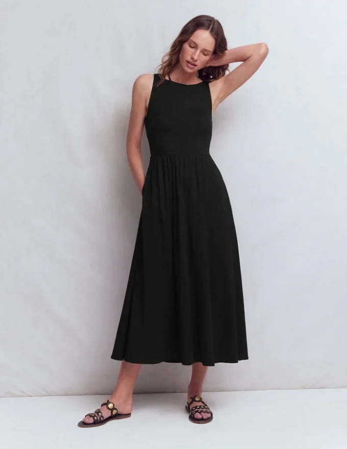 Saoirse Smocked Jersey Dress Black Saoirse Smocked Jersey Dress Black