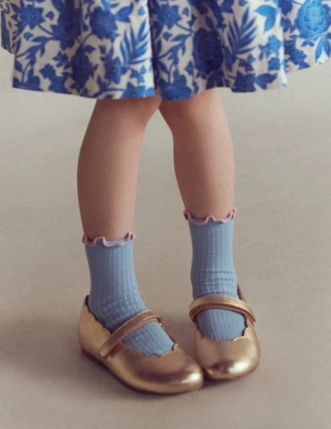 Scallop Mary Janes Gold Scallop Mary Janes Gold