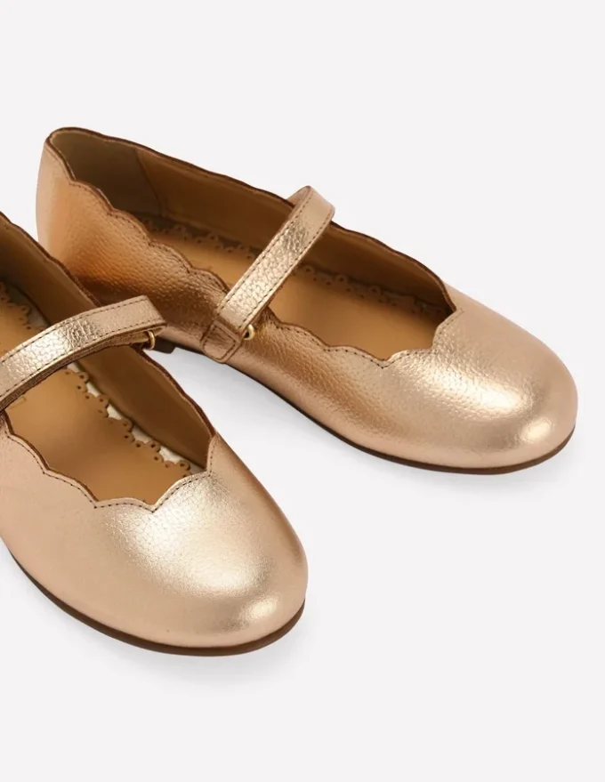 Scallop Mary Janes Gold Scallop Mary Janes Gold