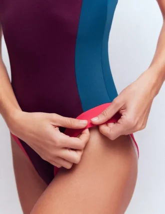 Sporty Rash Guard Swimsuit Purple, Colourblock
