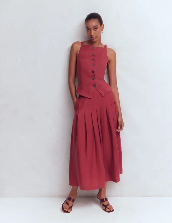 Square Neck Linen Waistcoat Rich Chestnut Square Neck Linen Waistcoat Rich Chestnut