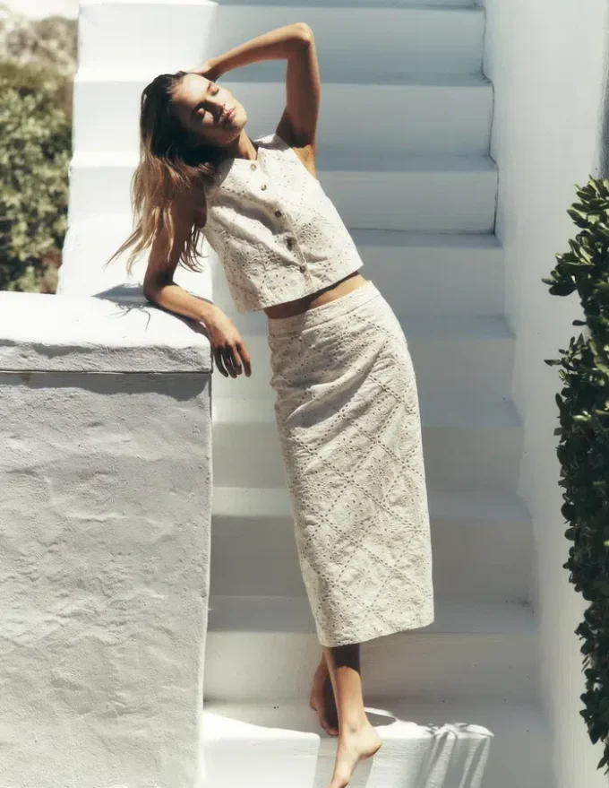Textured Column Skirt Ivory Broderie Textured Column Skirt Ivory Broderie