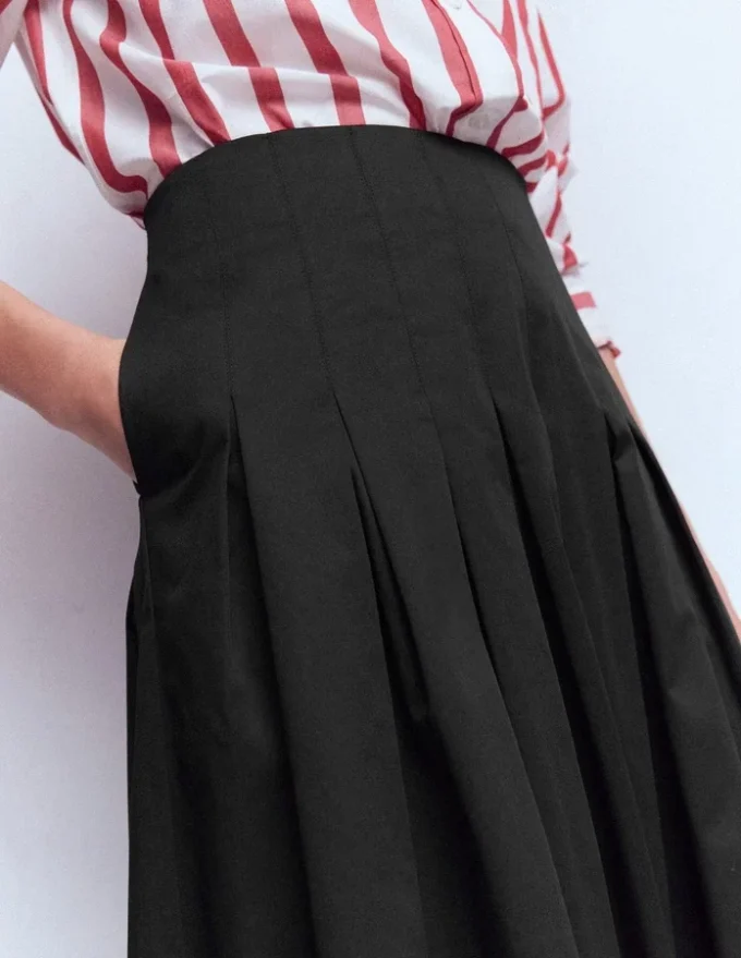 Valentina Cotton Sateen Skirt Black Valentina Cotton Sateen Skirt Black